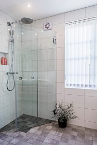 JTS Rörservice renoverar badrum i Nacka – badrum med dusch